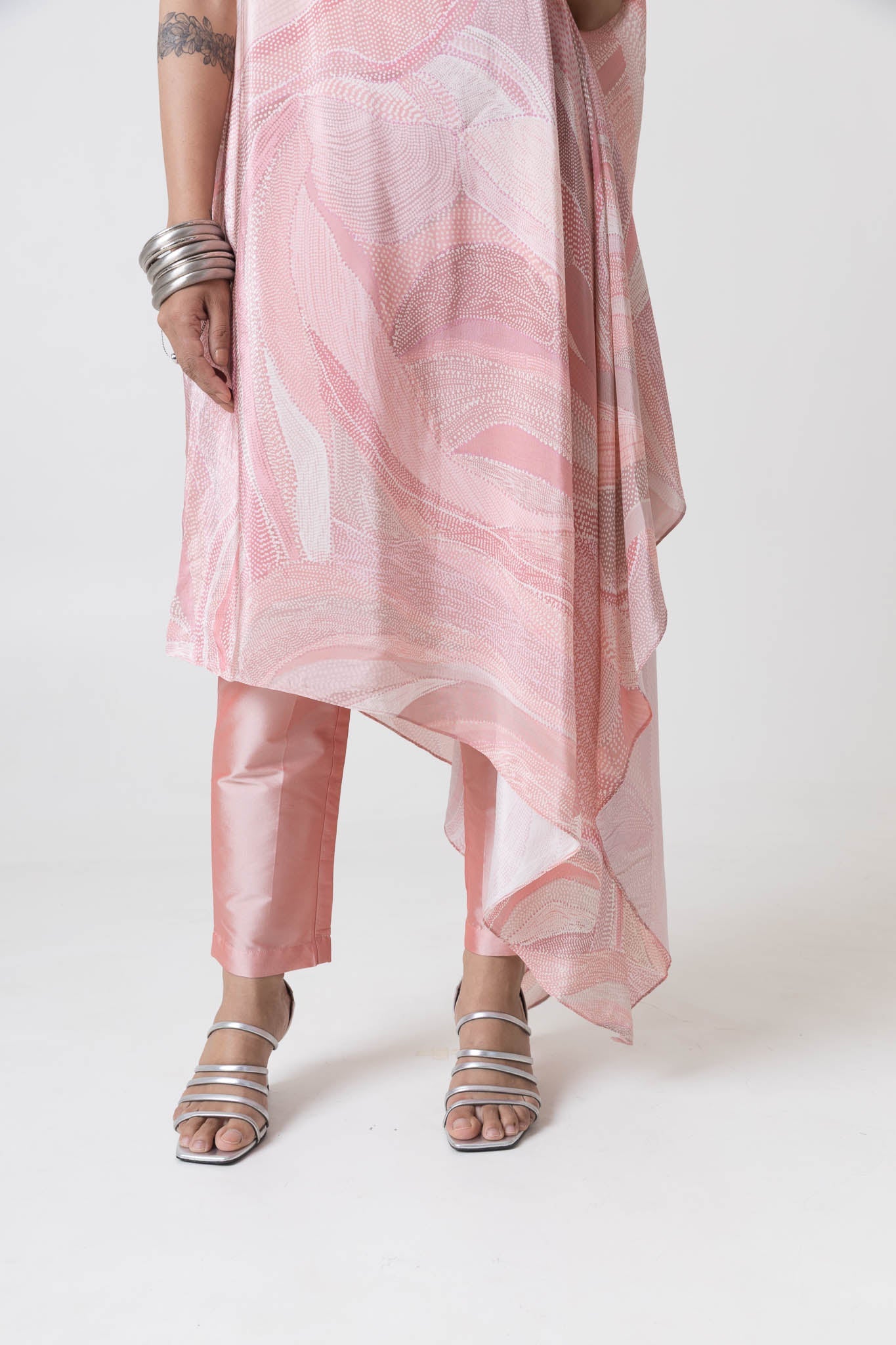 Amrin Kurta and Pants Set