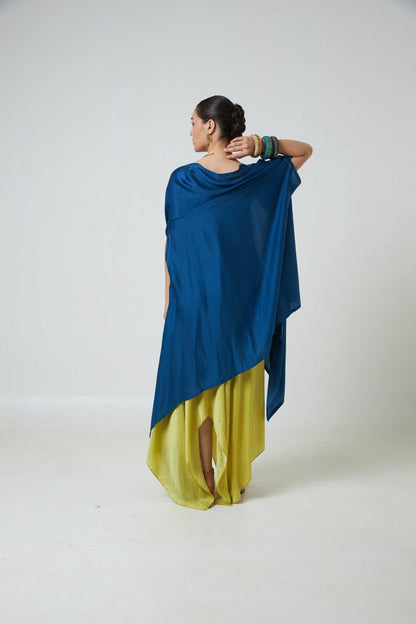 Reis Cape Jacket